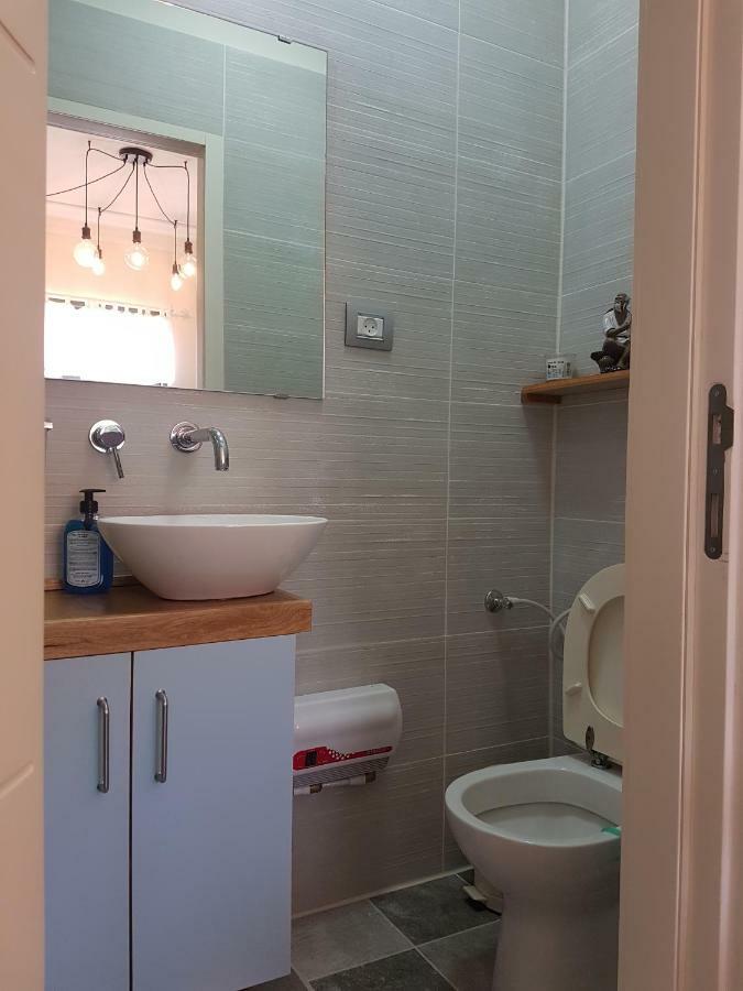 The Hbs Suite Ness Ziona Luaran gambar