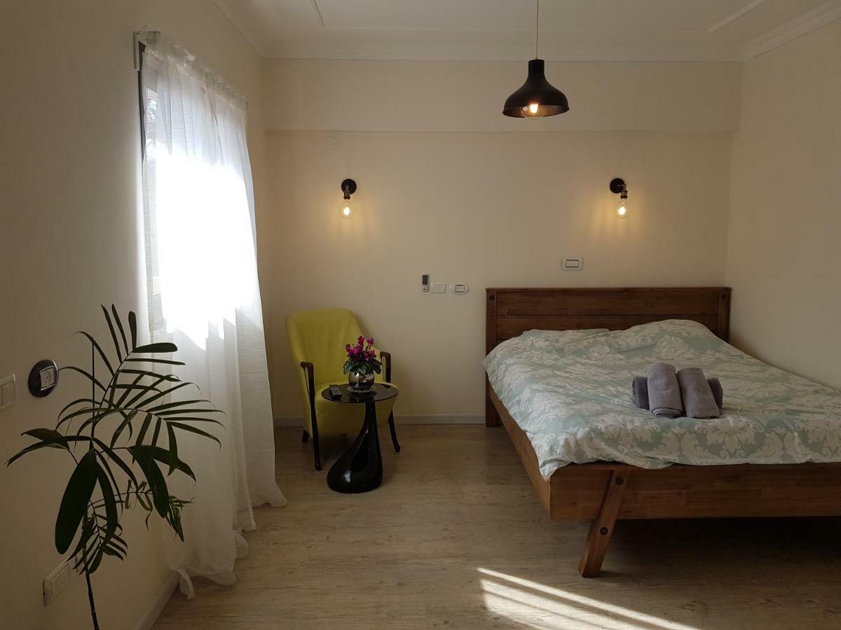 The Hbs Suite Ness Ziona Luaran gambar