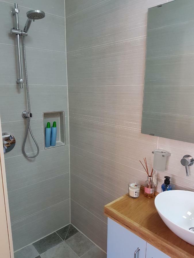 The Hbs Suite Ness Ziona Luaran gambar